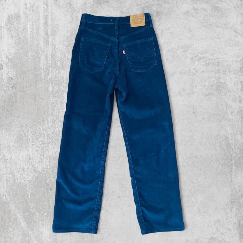 Levi’s Premium Ribcage Straight Ankle Corduroy Pants | High Rise | 25x27